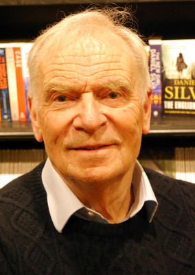Jeffrey Archer profile Photo