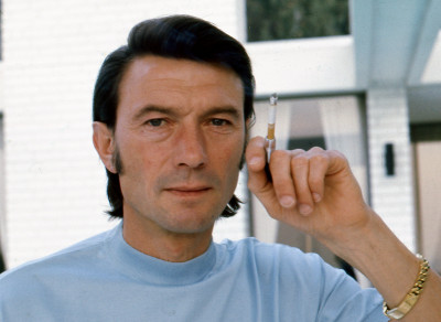 Laurence Harvey profile Photo