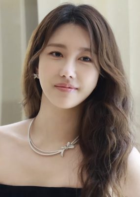 Lee Ji-ah profile Photo