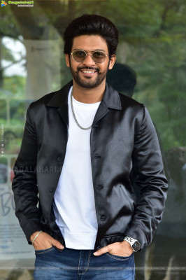 Naveen Polishetty profile Photo
