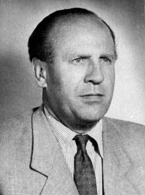 Oskar Schindler profile Photo