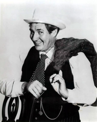 Pat Buttram profile Photo