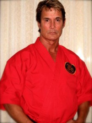Richard Norton (actor) profile Photo