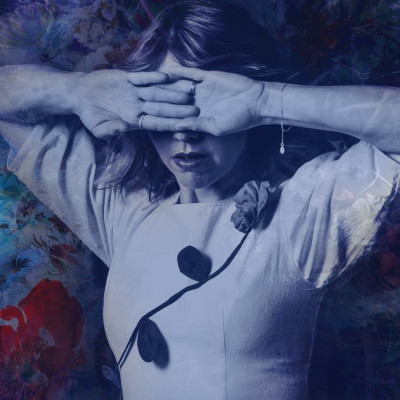 Sarah Neufeld profile Photo