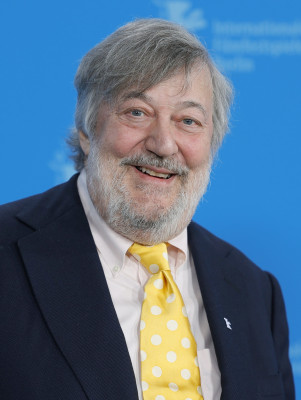 Stephen Fry profile Photo