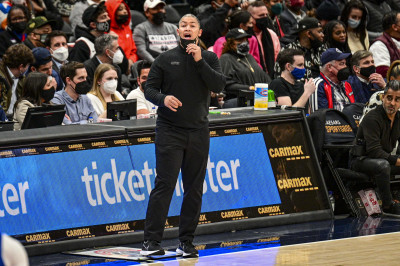 Tyronn Lue profile Photo