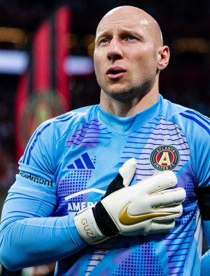 Brad Guzan profile Photo