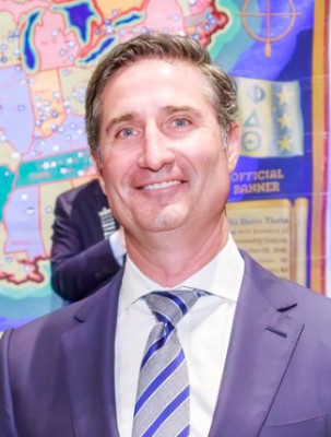Brian Niccol profile Photo