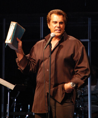 Carman (singer) profile Photo