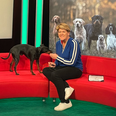 Clare Balding profile Photo