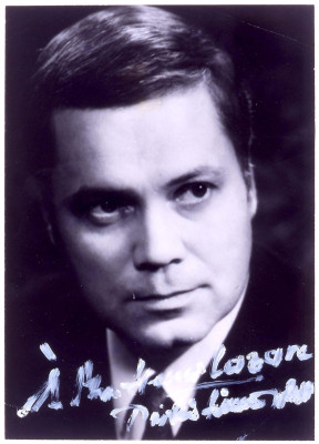 Dietrich Fischer-Dieskau profile Photo