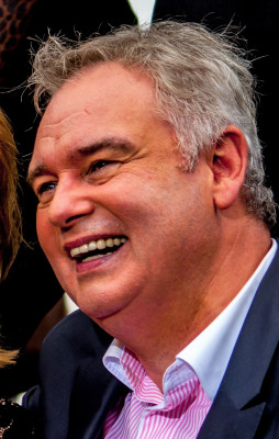Eamonn Holmes profile Photo