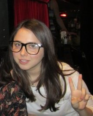 Esther Povitsky profile Photo