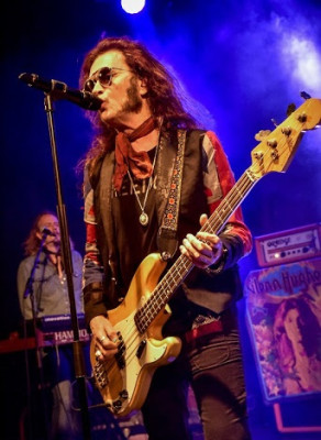 Glenn Hughes (musician) profile Photo