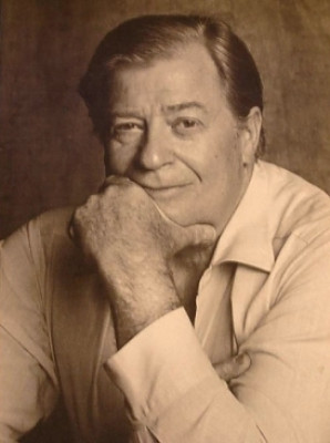 James Clavell profile Photo
