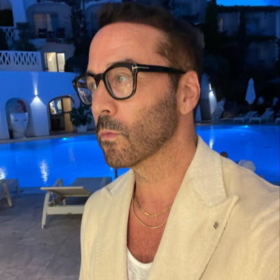 Jeremy Piven profile Photo