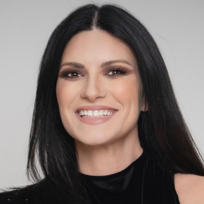Laura Pausini profile Photo