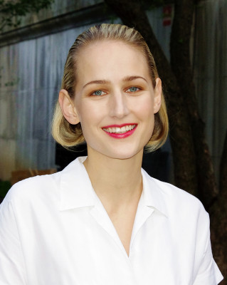 Leelee Sobieski profile Photo