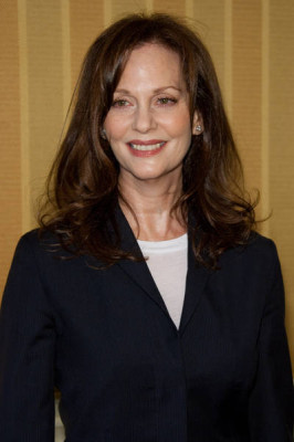 Lesley Ann Warren profile Photo