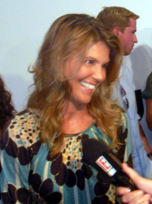 Lori Loughlin profile Photo