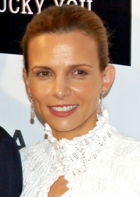 Luciana Pedraza profile Photo