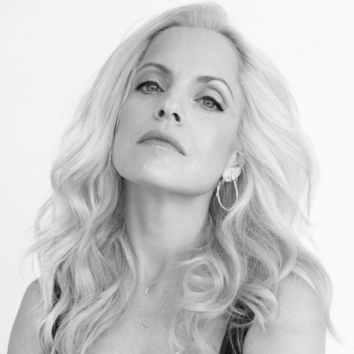 Mena Suvari profile Photo