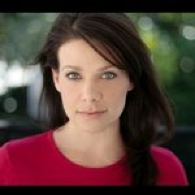Meredith Salenger profile Photo