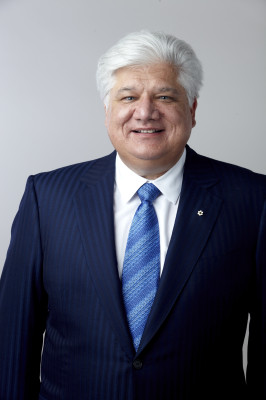 Mike Lazaridis profile Photo