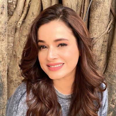 Neelam Kothari profile Photo