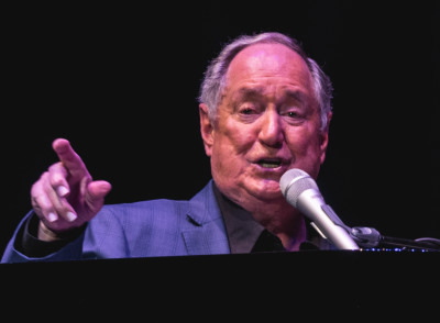 Neil Sedaka profile Photo