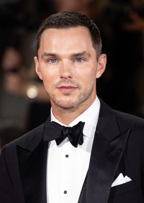 Nicholas Hoult profile Photo