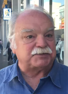 Richard Riehle profile Photo