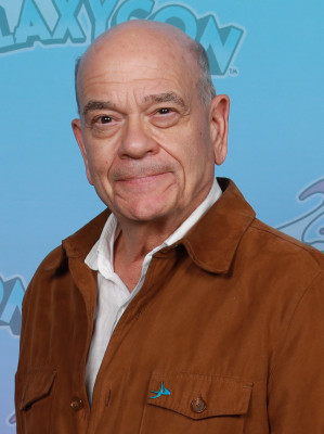 Robert Picardo profile Photo