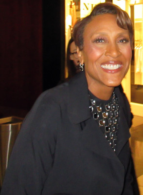 Robin Roberts (newscaster) profile Photo