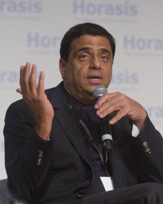 Ronnie Screwvala profile Photo