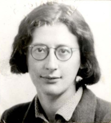 Simone Weil profile Photo