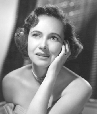 Teresa Wright profile Photo