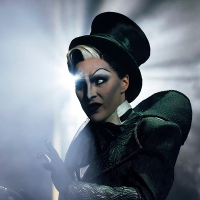 The Vivienne profile Photo